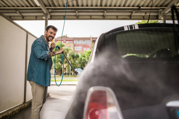 Best Commercial Building Pressure Washing  in Thompson, ND